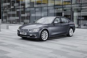 BMW 328i Modern (UK) '2012